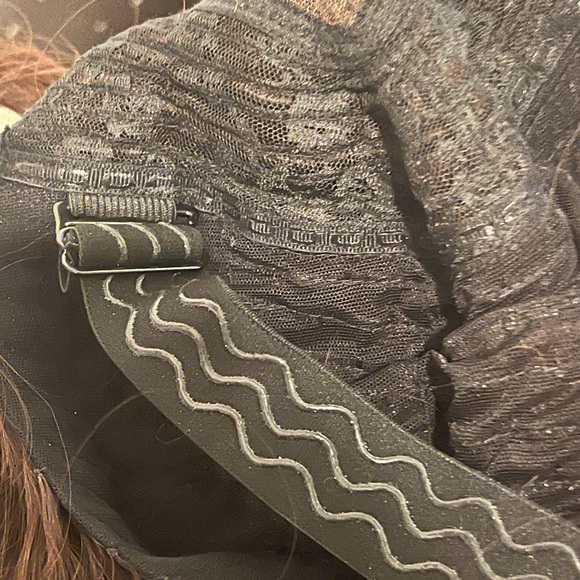 Wig high quality cap. Pop up sale today till midnight 1/2 off - Picture 4 of 7